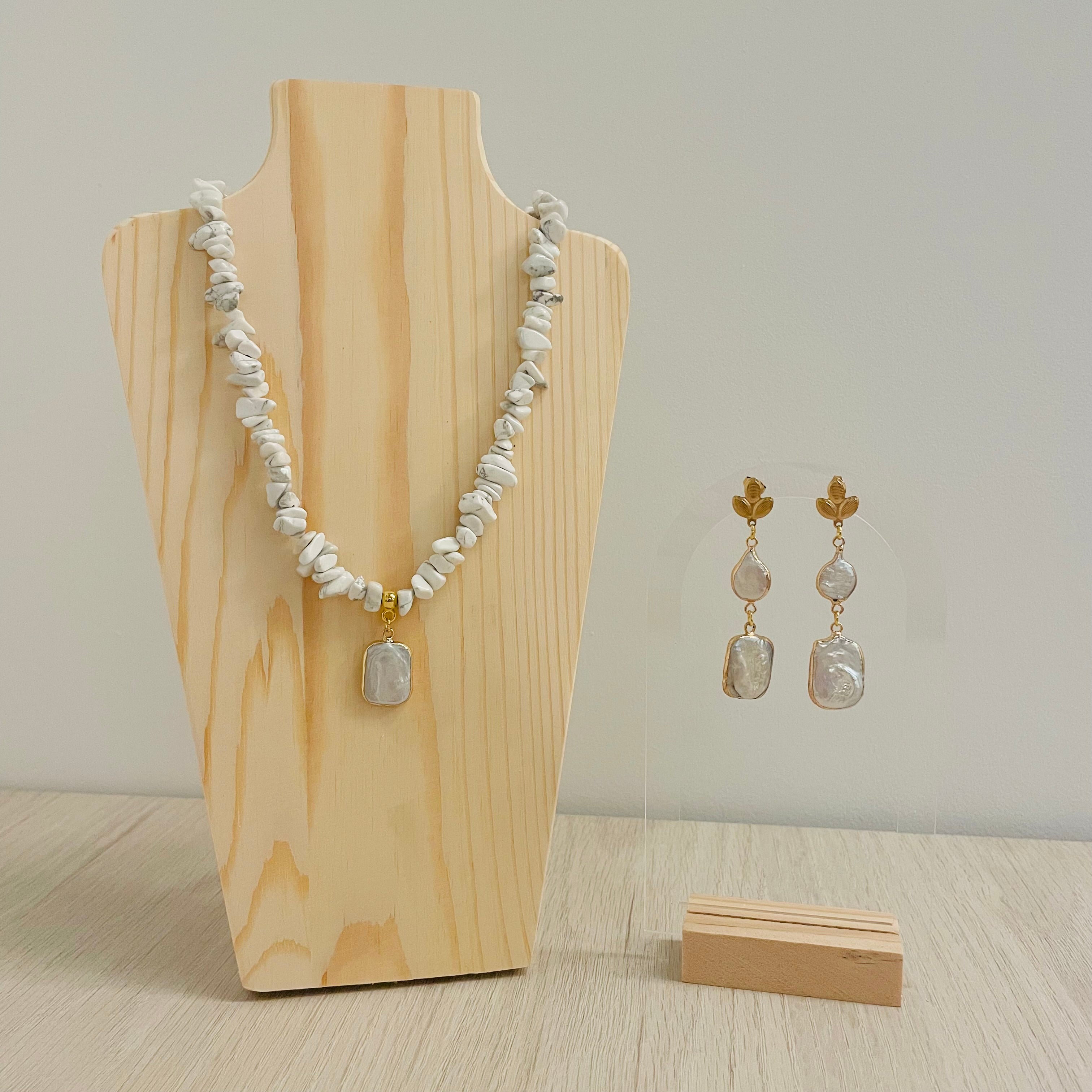 Conjunto Isabel Blanco + Pendientes Largos