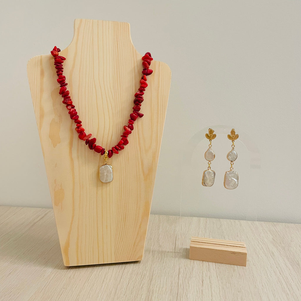 Conjunto Isabel Coral + Pendientes Largos