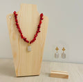 Conjunto Isabel Coral + Pendientes Cortos